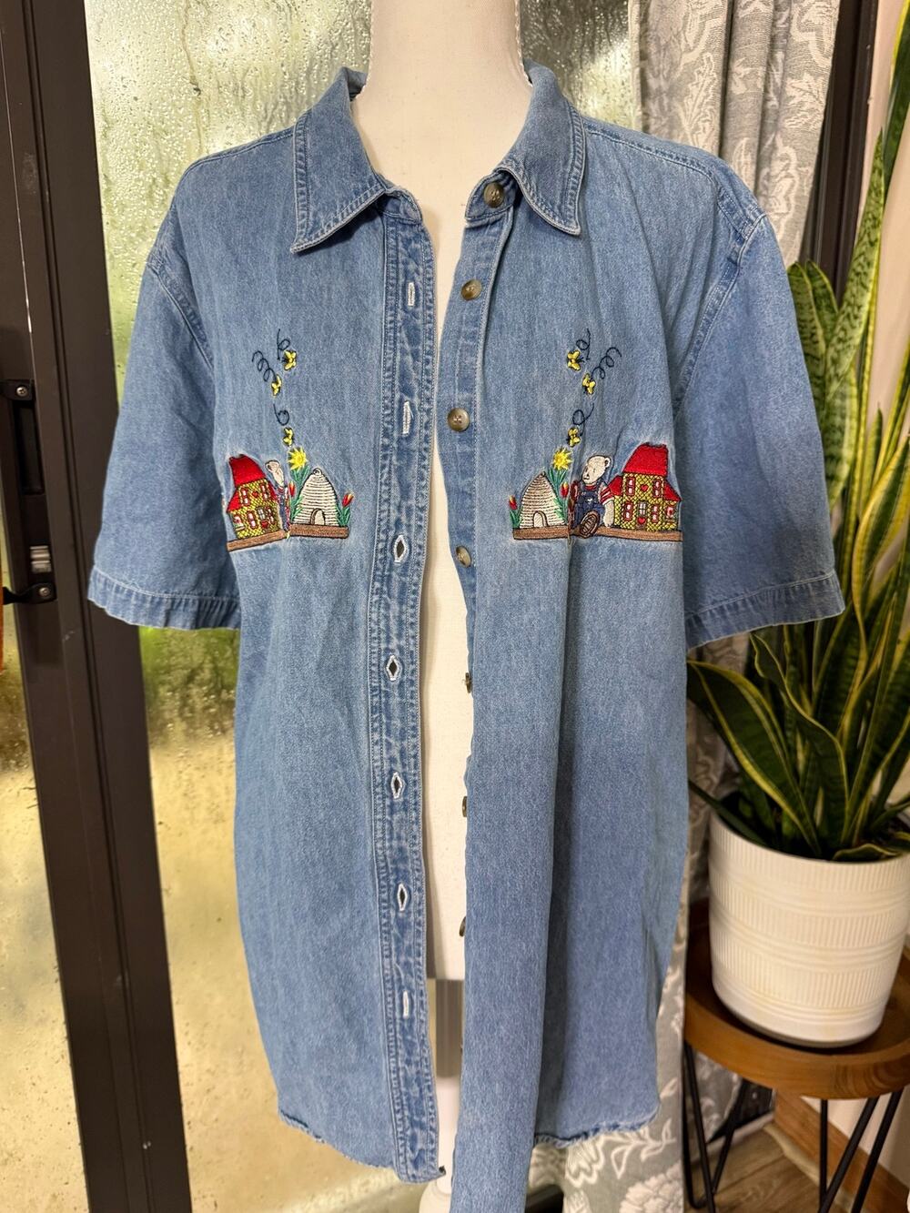 JMS Embroidered Teddy Bear Bee Denim Shirt 22W 24W Cottagecore Plus Size